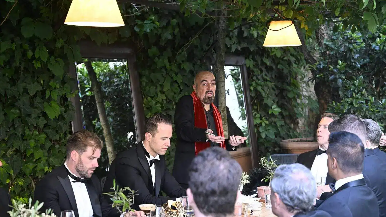 Table and Party Mentalist
